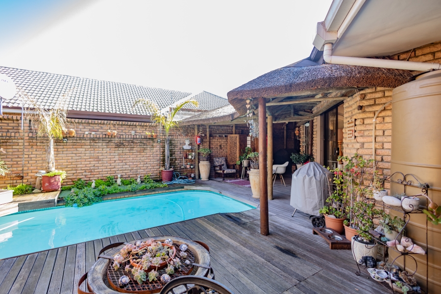 3 Bedroom Property for Sale in Kleinbosch Western Cape
